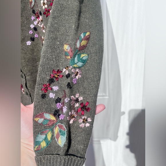 vtg y2K embroidered cottagecore cardigan sweater • beaded • Tiara International• - Picture 13 of 16